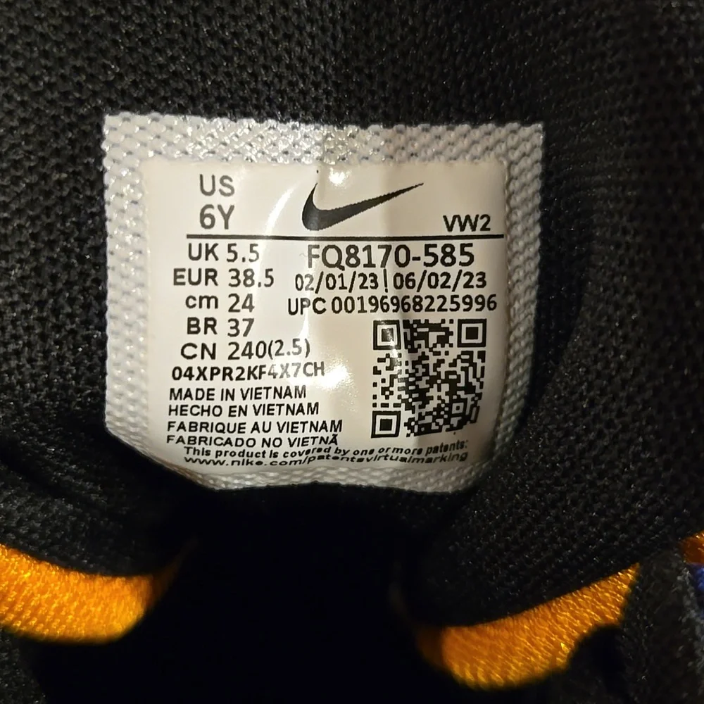 Nike LeBron Kids Basketball Shoes Multicolor Size 6Y - Picture 6 of 6